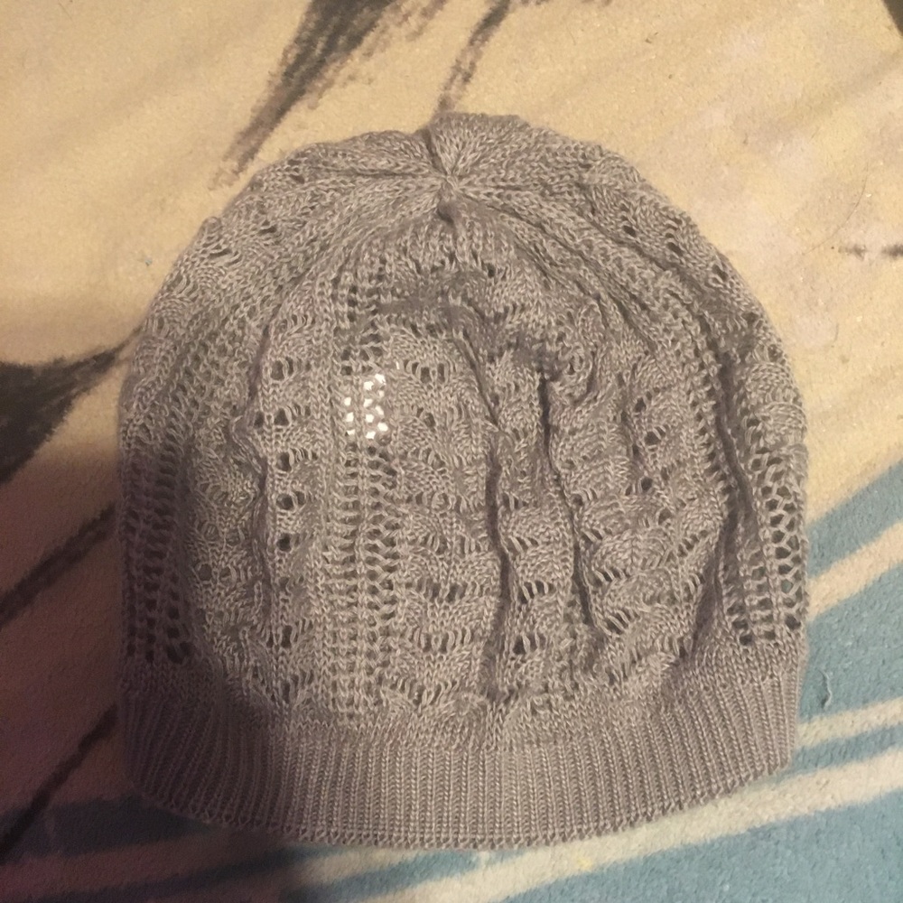 Grey hat